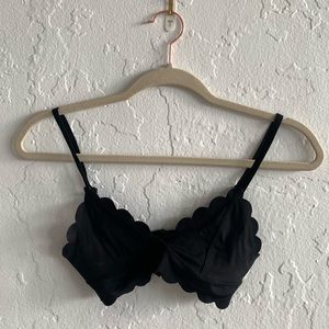 UO black bralette